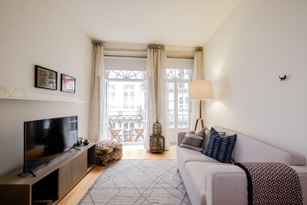 Boutique Rentals-Flores Plaza In City Historical Center 포르투 외부 사진