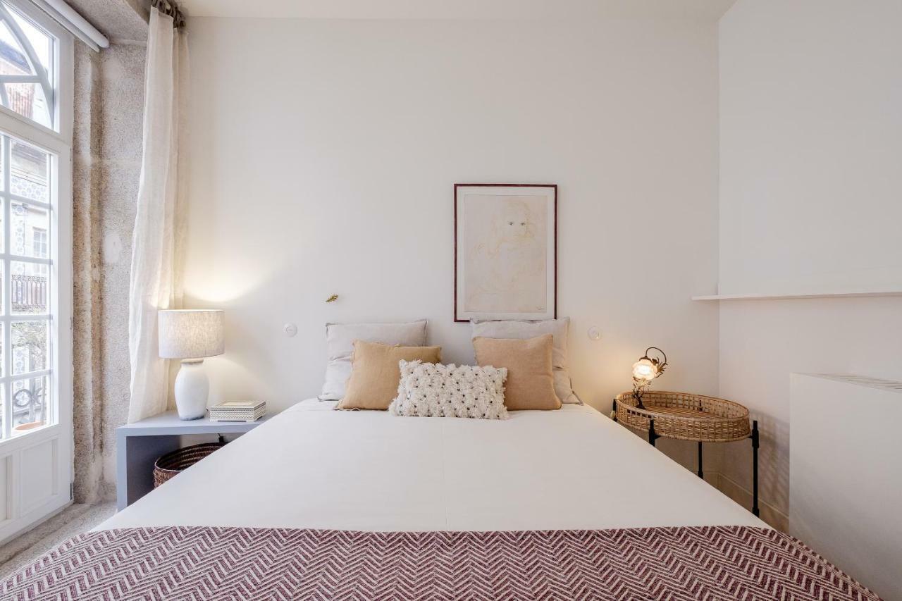Boutique Rentals-Flores Plaza In City Historical Center 포르투 외부 사진