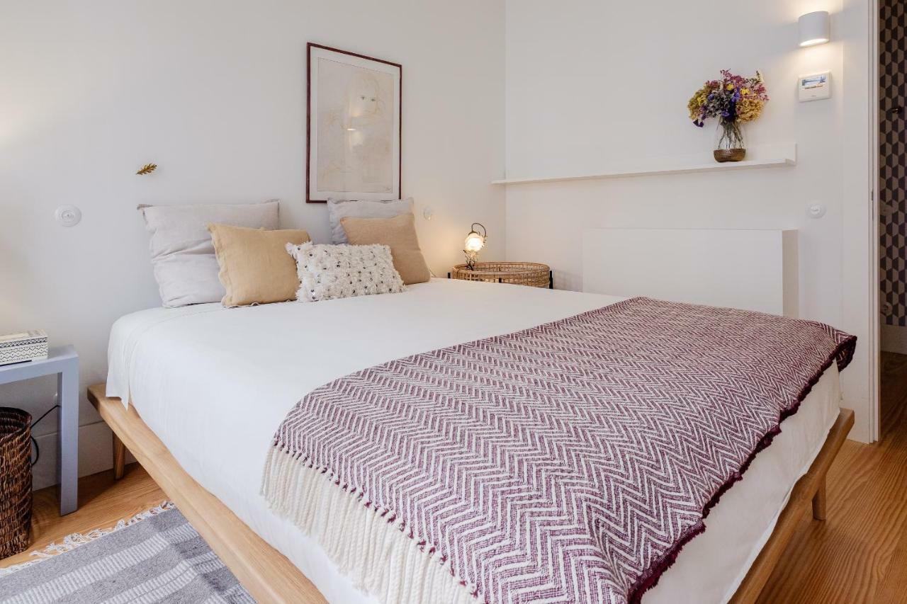 Boutique Rentals-Flores Plaza In City Historical Center 포르투 외부 사진